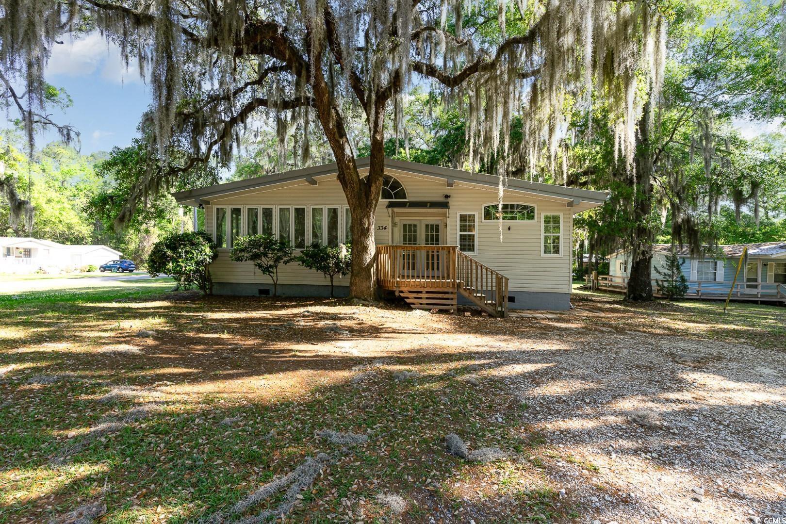 334 Archer Road Pawleys Island, SC 29585 - Photo 3 of 28 Gallery Image 3