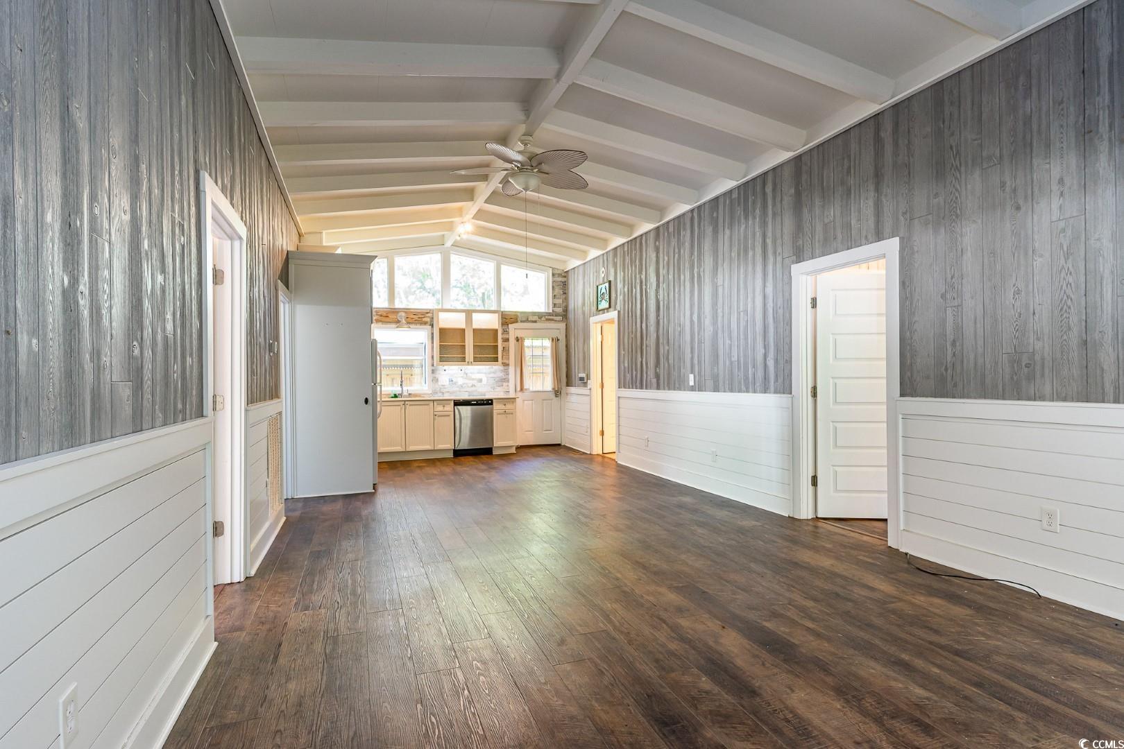 334 Archer Road Pawleys Island, SC 29585 - Photo 9 of 28 Gallery Image 9