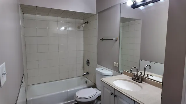 $162,500 | 15711 Peggy Lane, Unit 7, Oak Forest, IL 60452