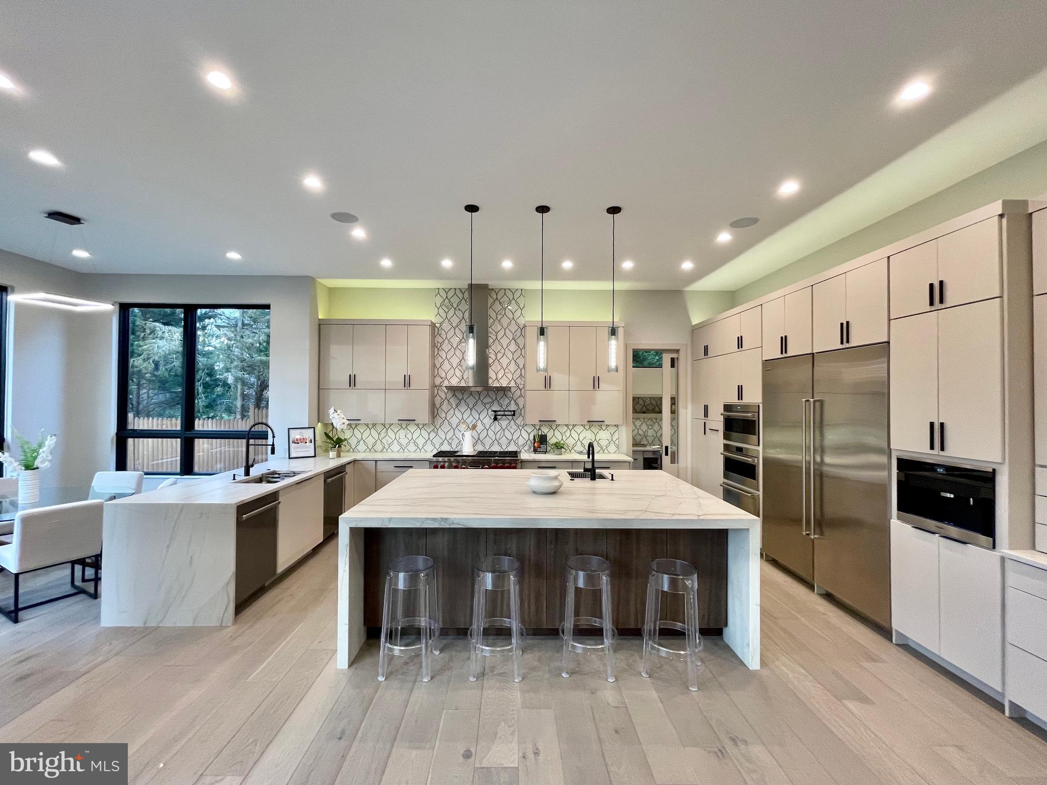 1308 Rockland Terrace McLean, VA 22101 - Photo 11 of 61