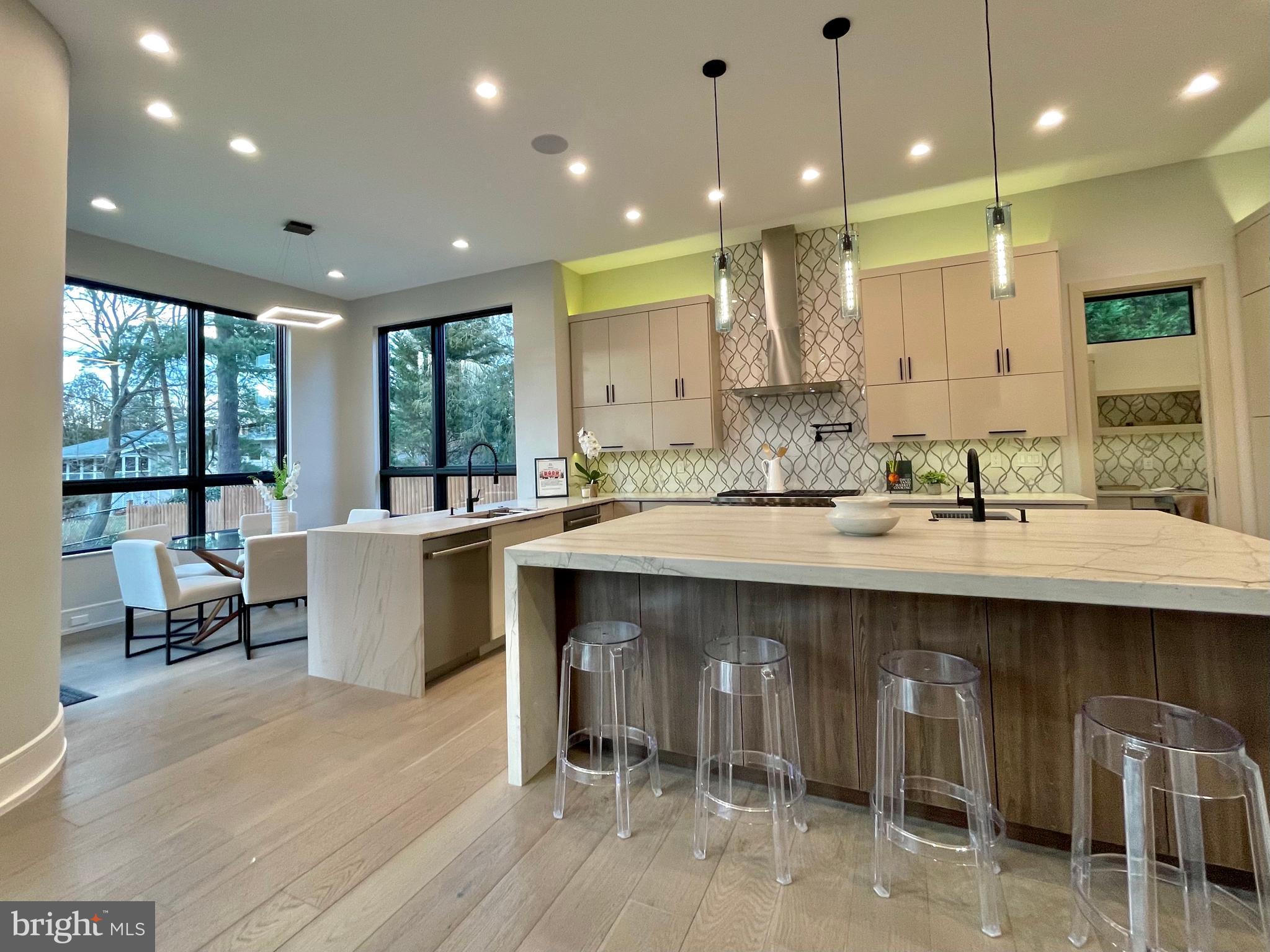 1308 Rockland Terrace McLean, VA 22101 - Photo 13 of 61