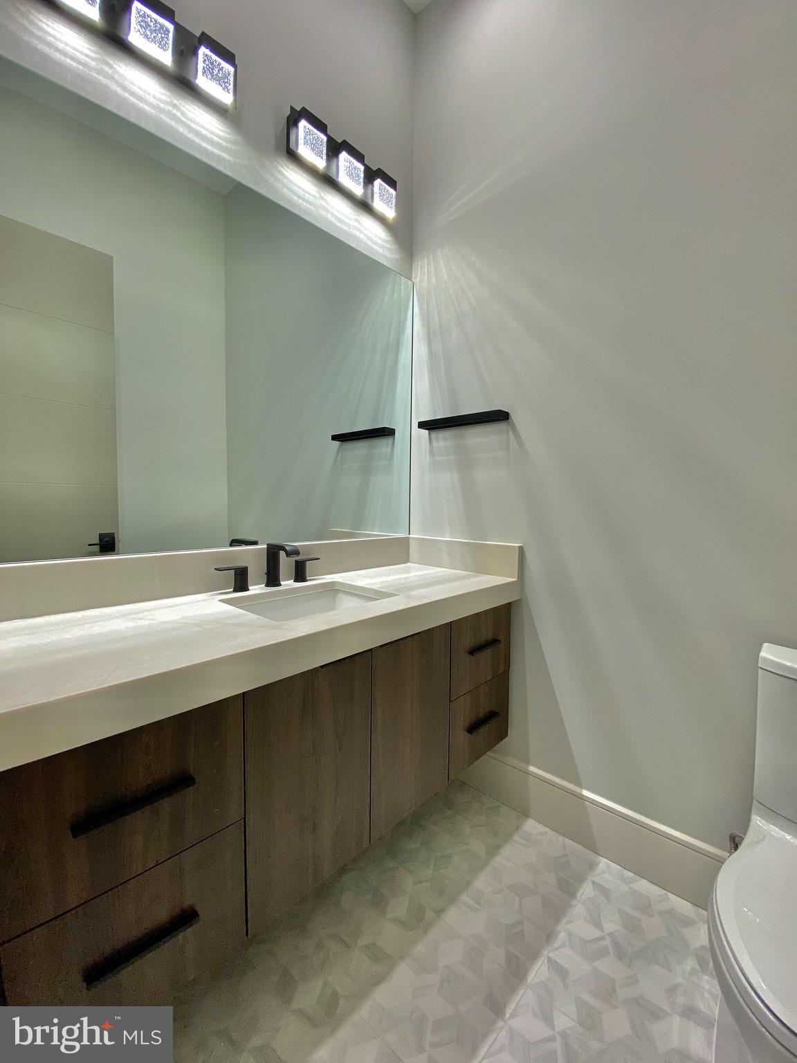 1308 Rockland Terrace McLean, VA 22101 - Photo 42 of 61