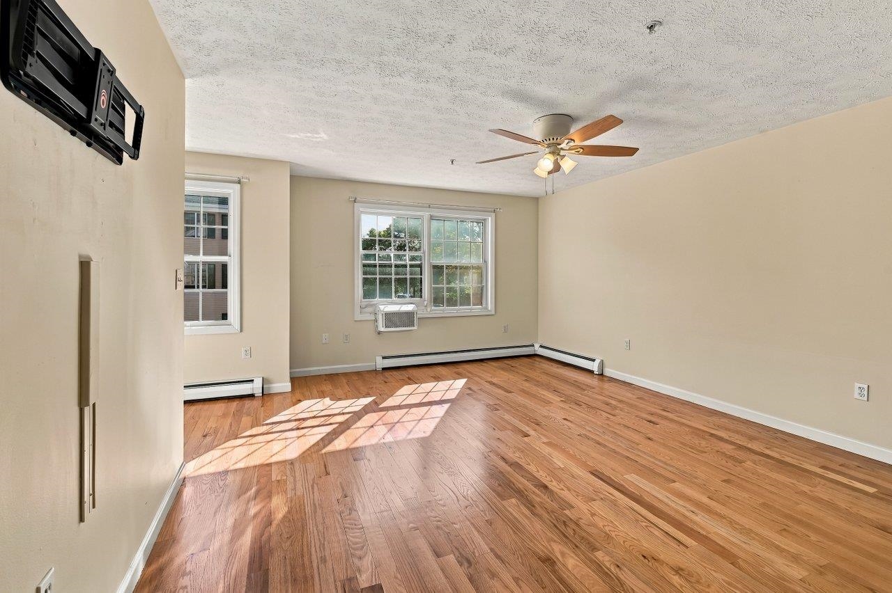204 Washington Street, Unit 3 Dover, NH 03820 - Photo 17 of 44 Gallery Image 17