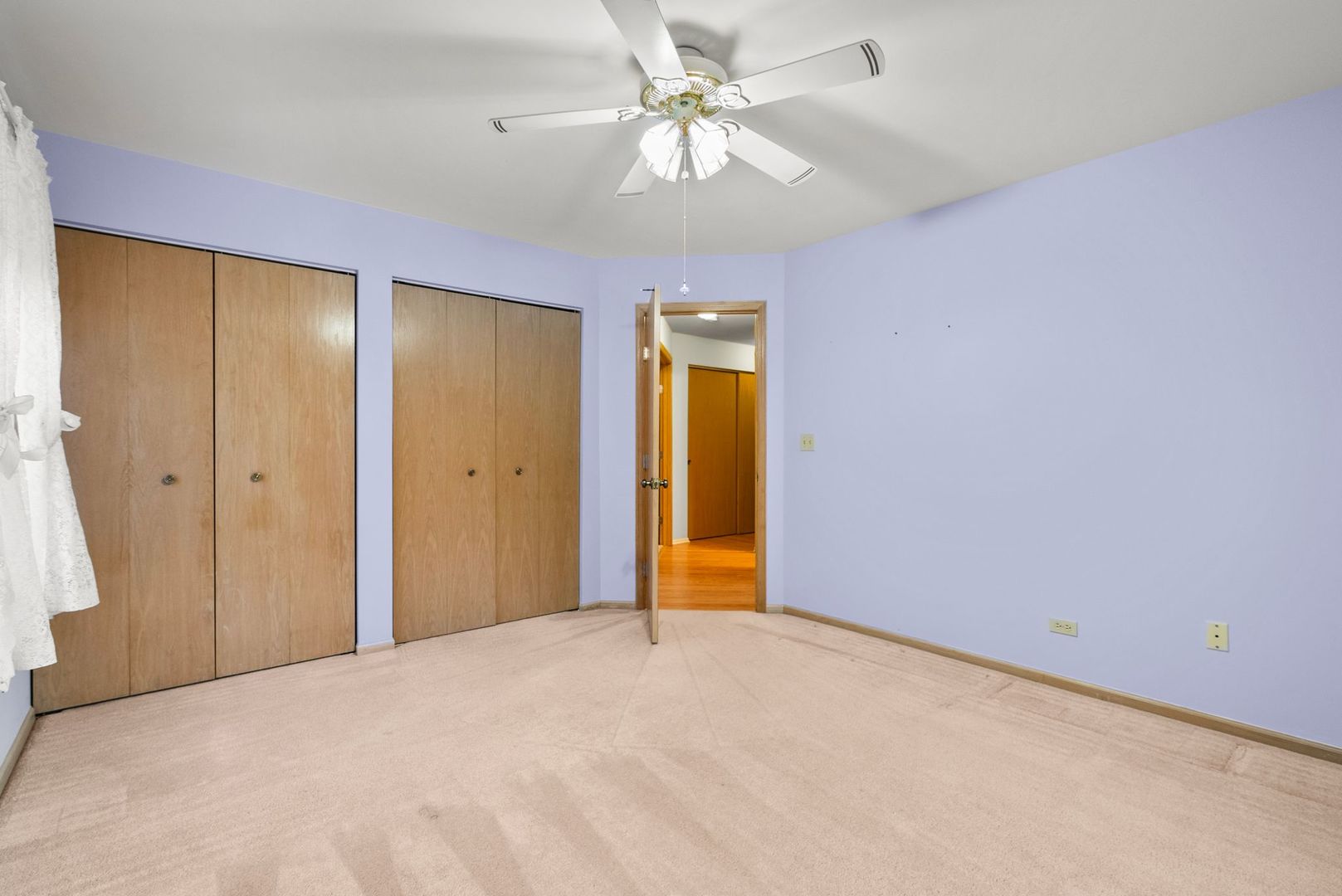 1010 Butternut Lane, Unit B Mount Prospect, IL 60056 - Photo 11 of 24