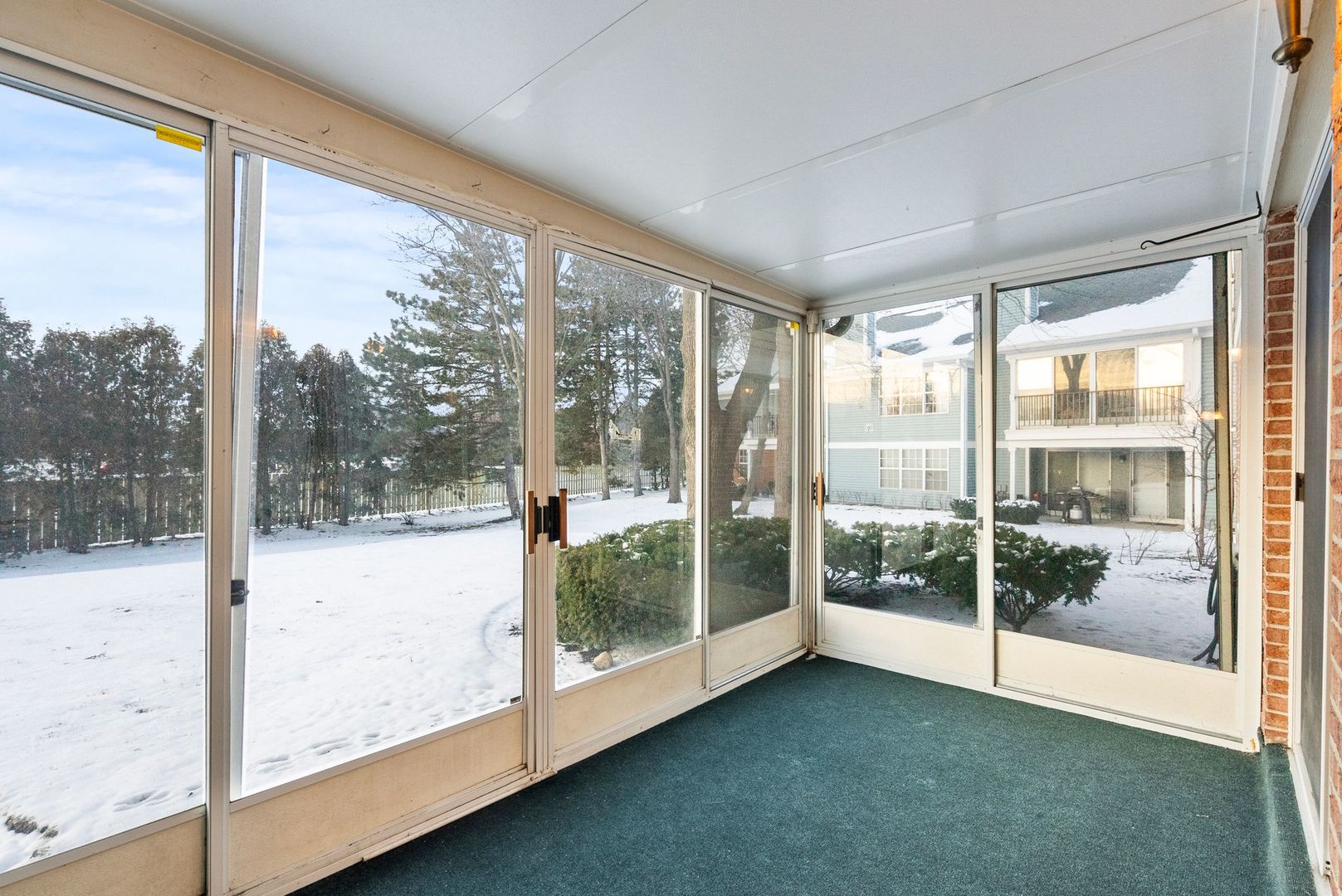 1010 Butternut Lane, Unit B Mount Prospect, IL 60056 - Photo 18 of 24