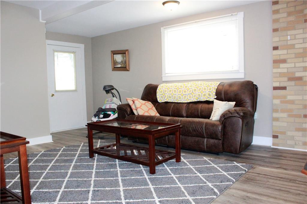 4243 Miller Road Springfield, OH 45502 - Photo 9 of 58
