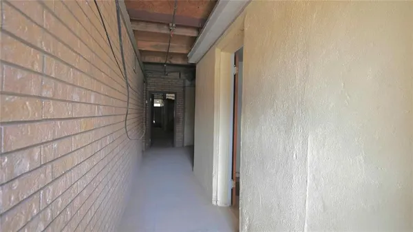 $79,995 | 111 West Gilbert Street, Henrietta, TX 76365