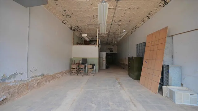 $79,995 | 111 West Gilbert Street, Henrietta, TX 76365