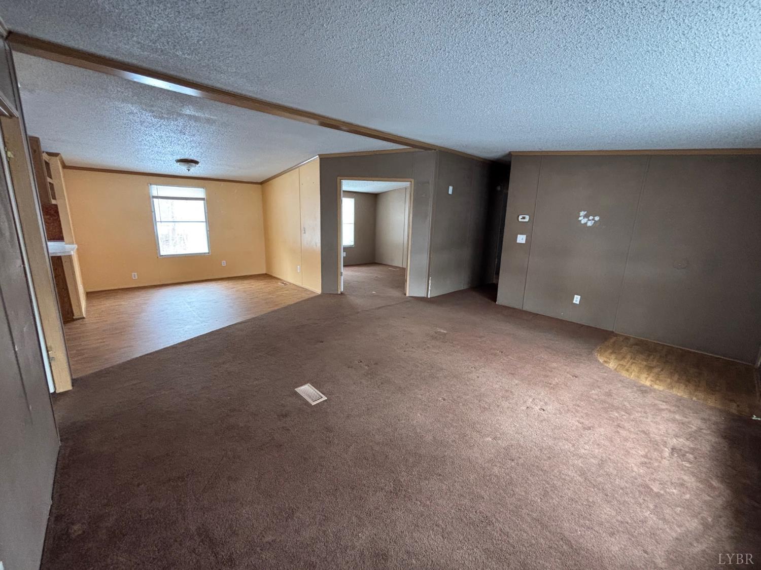 135 Neighbors Drive Amherst, VA 24521 - Photo 5 of 22