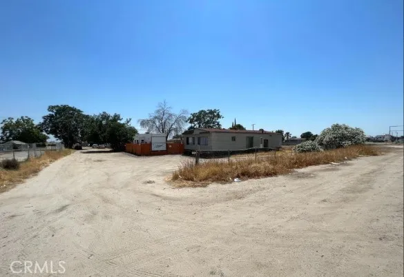$379,999 | 12119 Edison Highway, Bakersfield, CA 93307