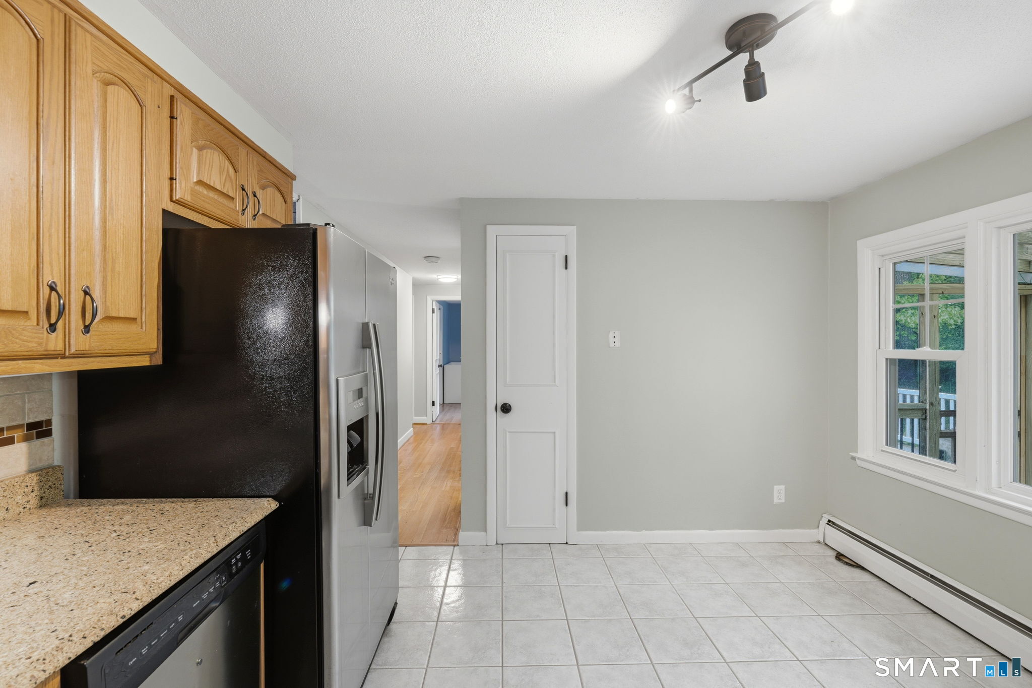 44 Old Colony Road North Stonington, CT 06359 - Photo 13 of 40