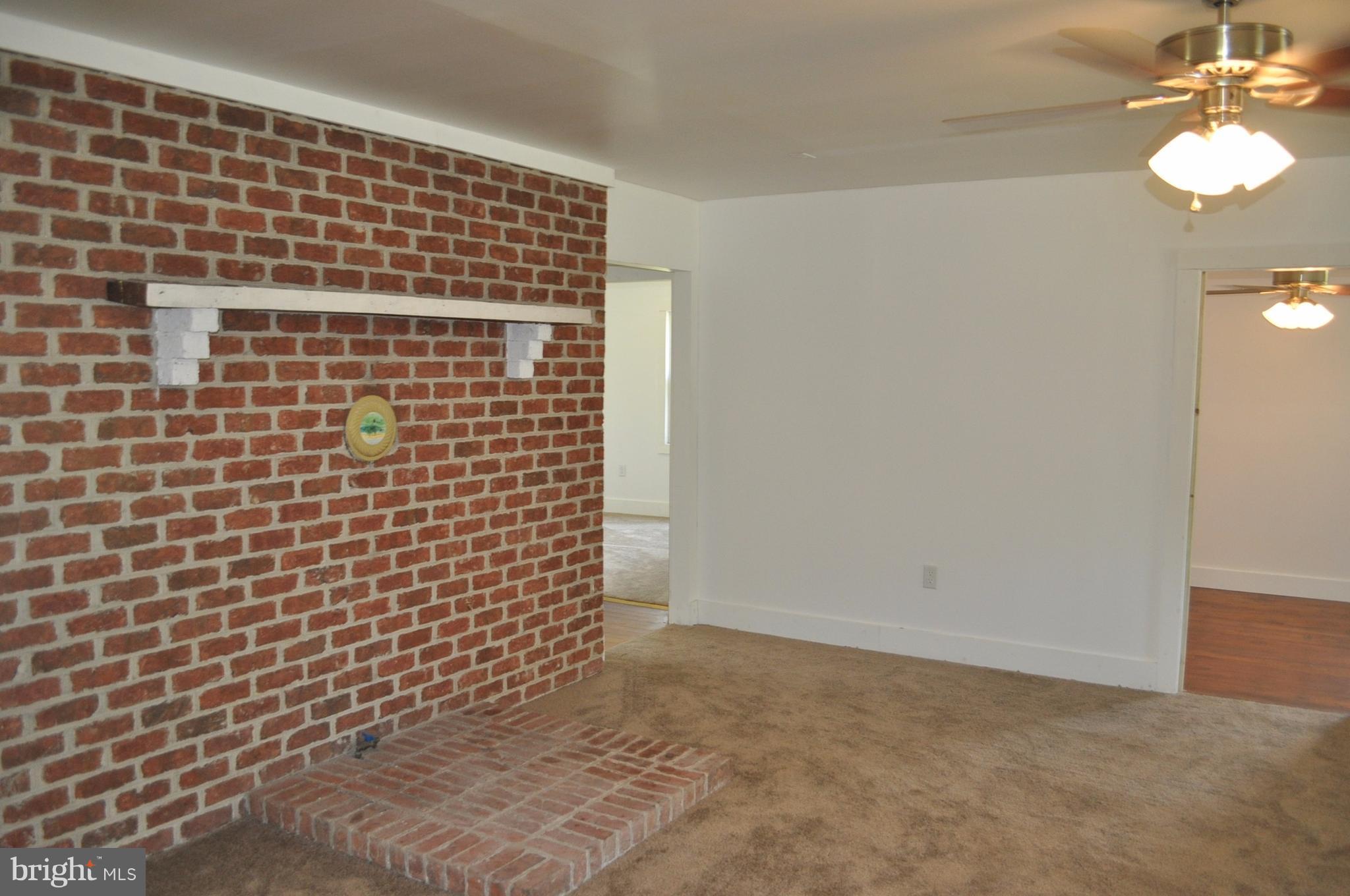 2263 Pomona Road Colonial Beach, VA 22443 - Photo 6 of 28 a bathroom with a shower