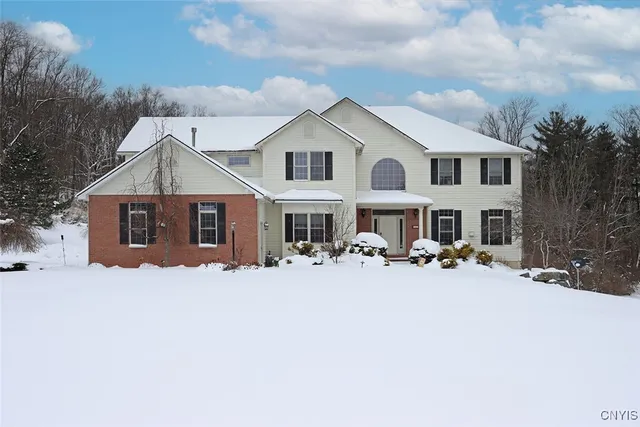 $1,095,000 | 7987 Blarney Stone Way, Manlius, NY 13104