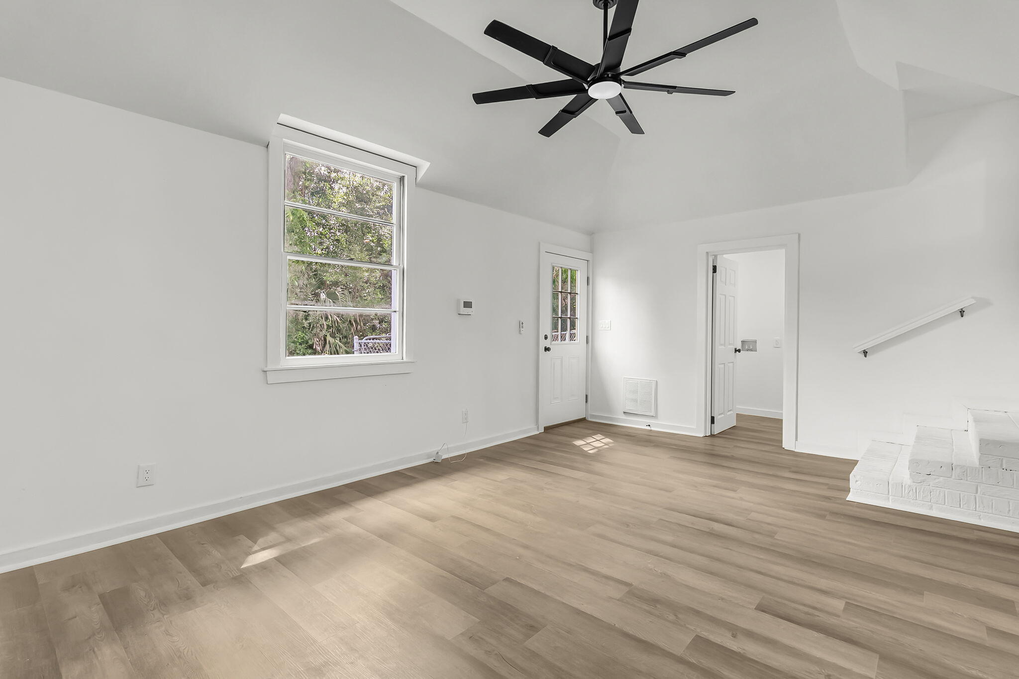 1602 Rifle Range Road Mount Pleasant, SC 29464 - Photo 33 of 47