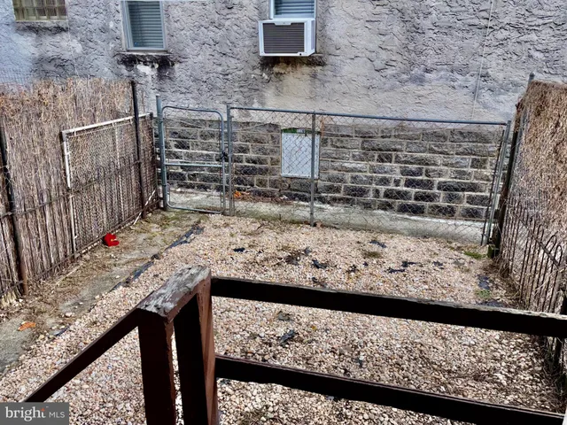 $1,350 | 831 South 59th Street, Philadelphia, PA 19143