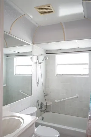 $1,500 | 101 Cambridge Trail, Unit 205, Sun City Center, FL 33573