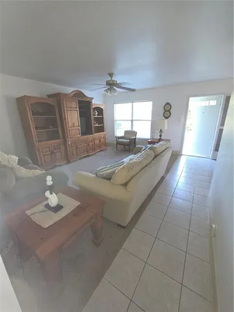 $1,500 | 101 Cambridge Trail, Unit 205, Sun City Center, FL 33573