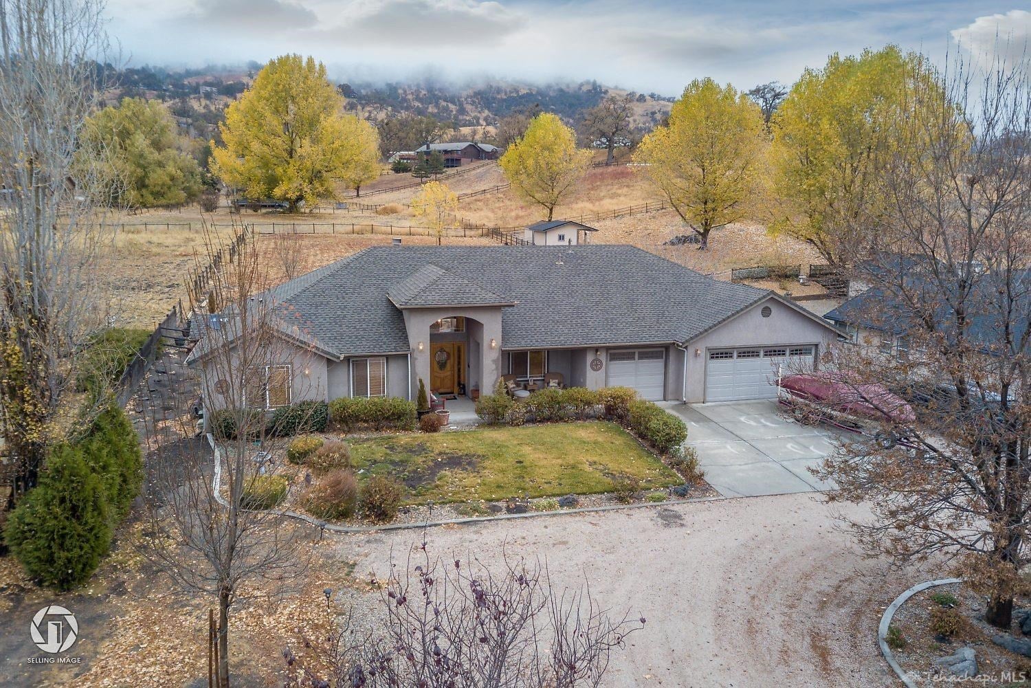 29281 North Lower Valley Road Tehachapi, CA 93561 - Photo 4 of 45 Gallery Image 4