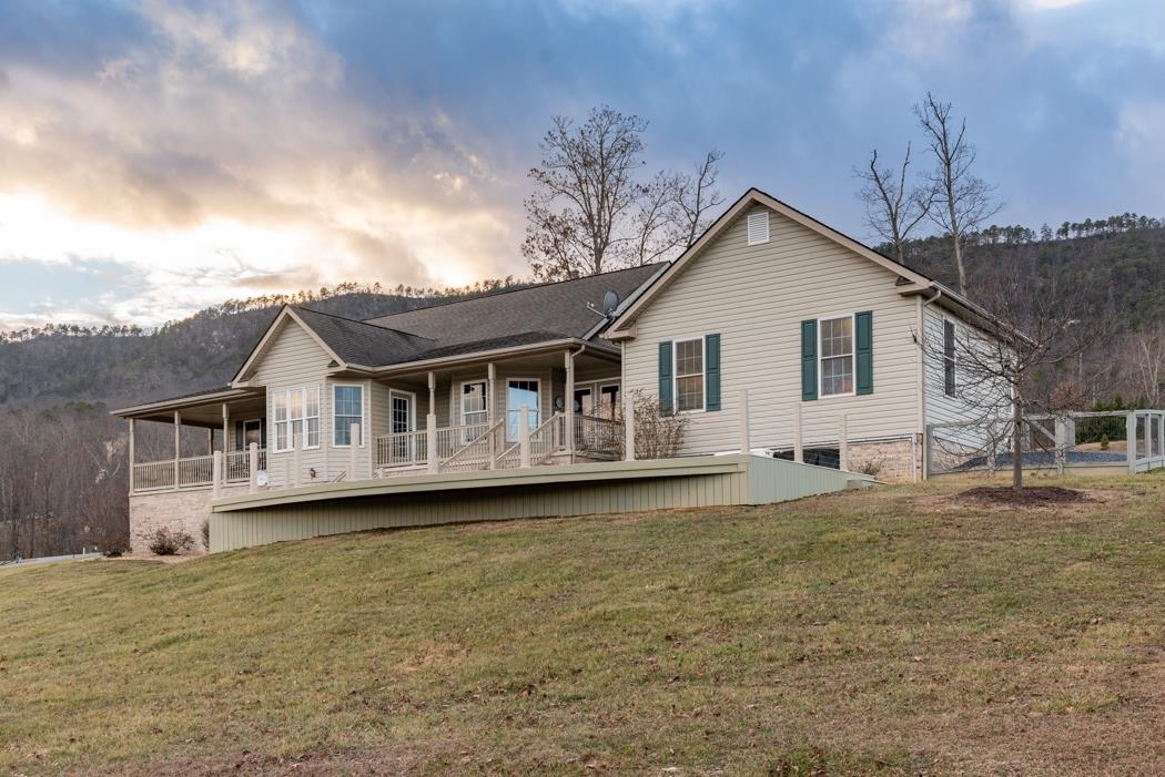 1258 Batman Road Shenandoah, VA 22849 - Photo 15 of 74 Gallery Image 15