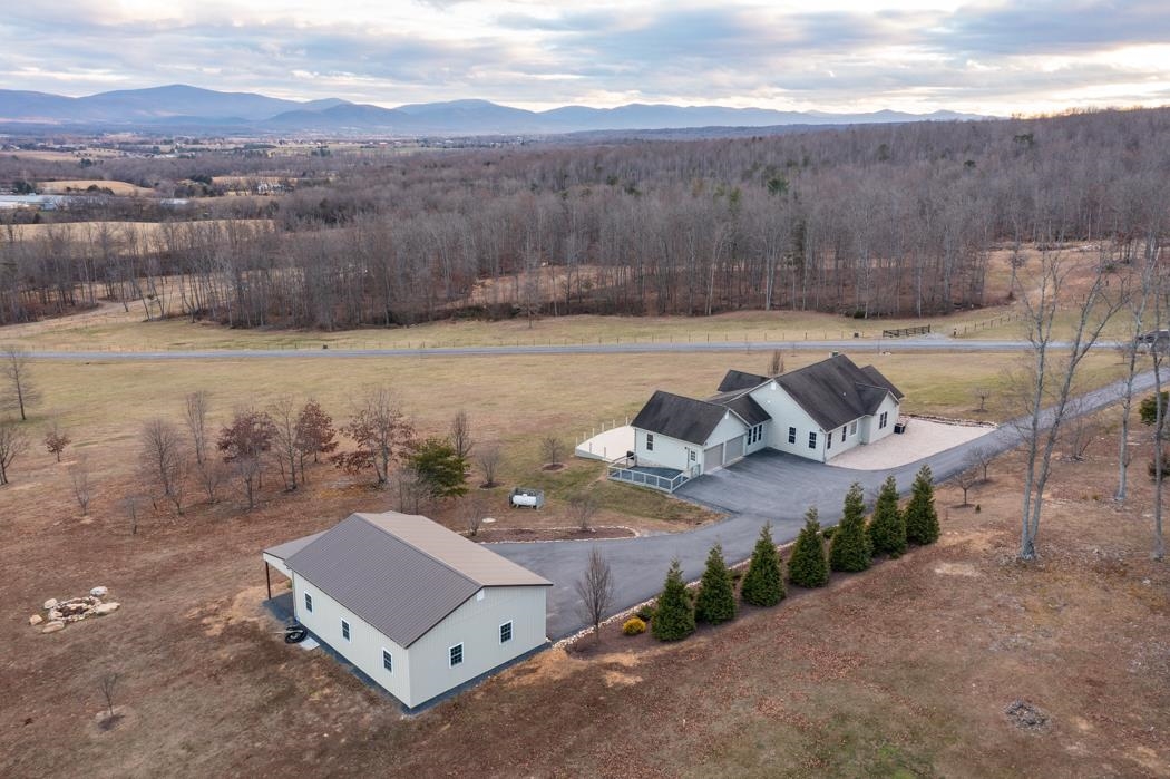 1258 Batman Road Shenandoah, VA 22849 - Photo 16 of 74 Gallery Image 16