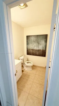 $190,000 | 2305 Lowson Boulevard, Unit B, Delray Beach, FL 33445