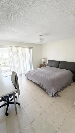 $190,000 | 2305 Lowson Boulevard, Unit B, Delray Beach, FL 33445