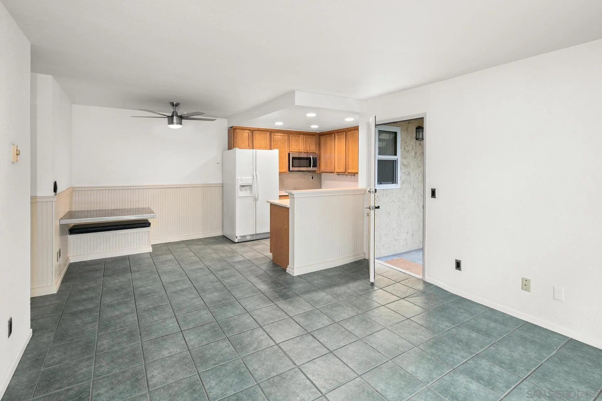 5918 Rancho Mission Road, Unit 59 San Diego, CA 92108 - Photo 19 of 37 Gallery Image 19