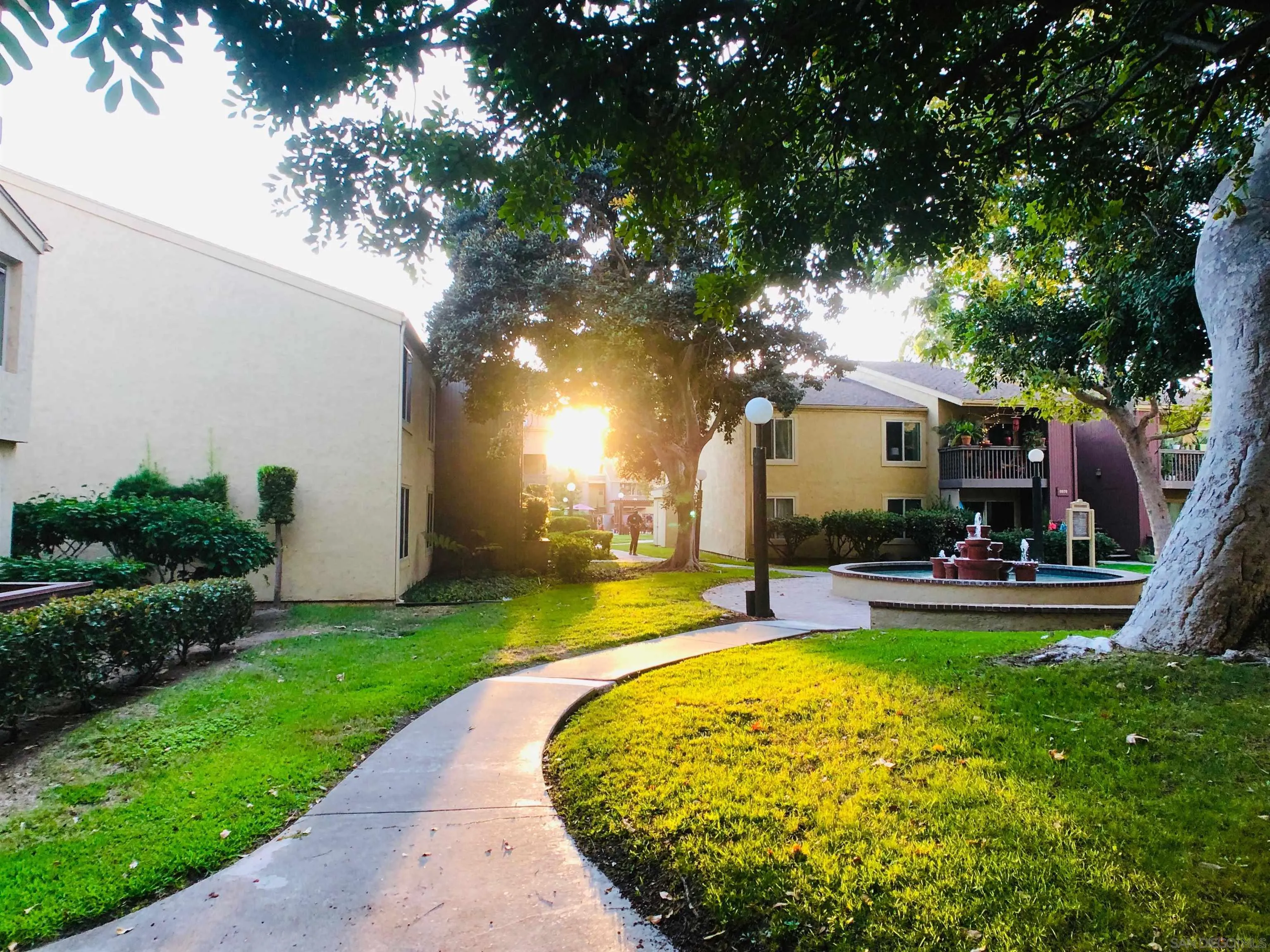 5918 Rancho Mission Road, Unit 59 San Diego, CA 92108 - Photo 2 of 37 Gallery Image 2
