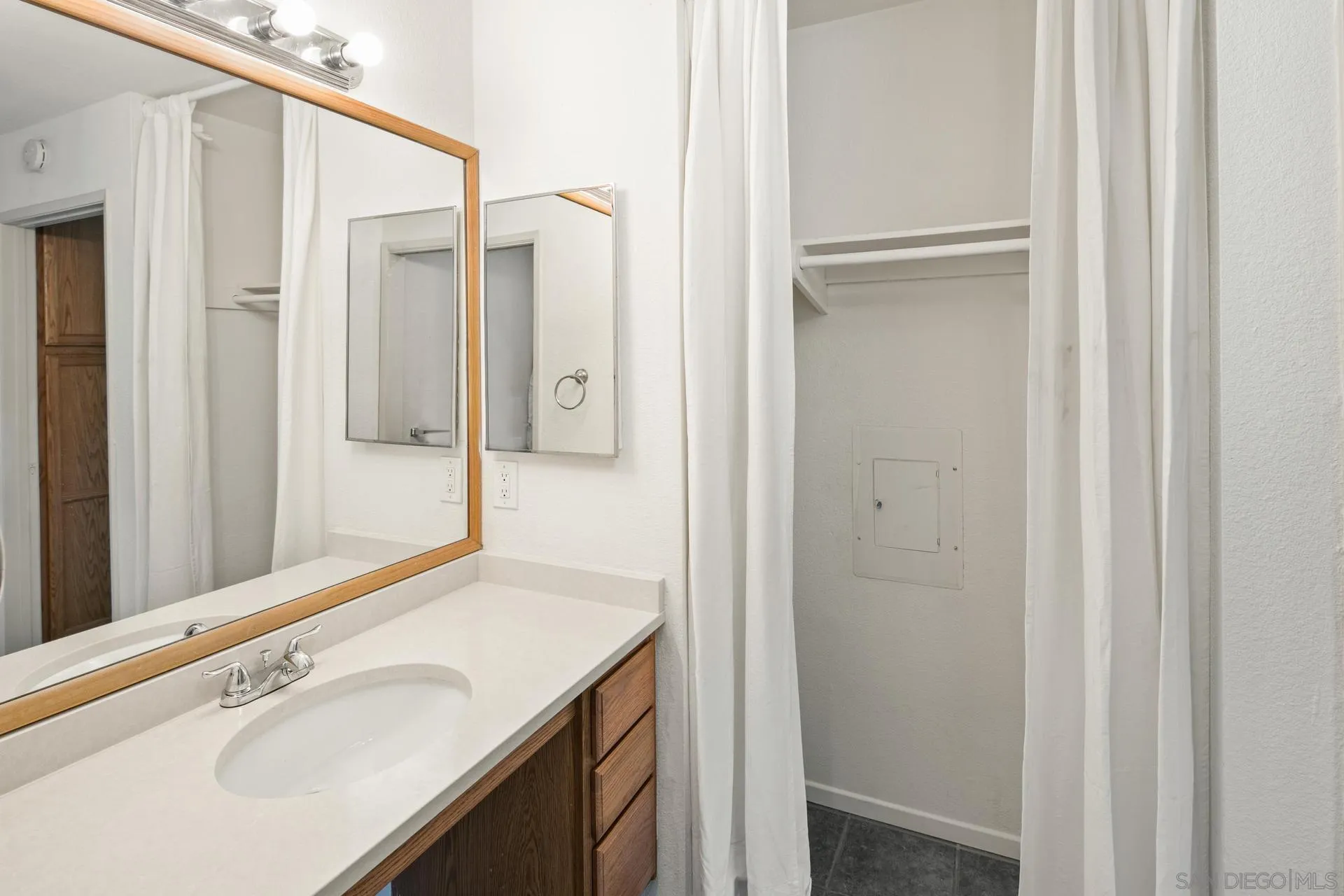 5918 Rancho Mission Road, Unit 59 San Diego, CA 92108 - Photo 27 of 37 Gallery Image 27
