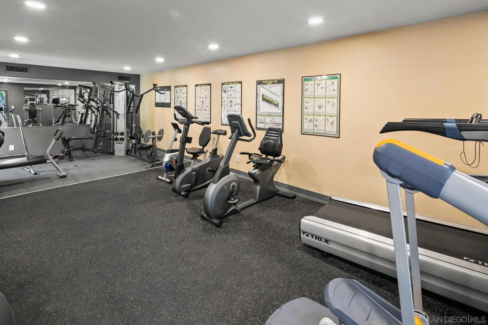 5918 Rancho Mission Road, Unit 59 San Diego, CA 92108 - Photo 35 of 37 Gallery Image 35