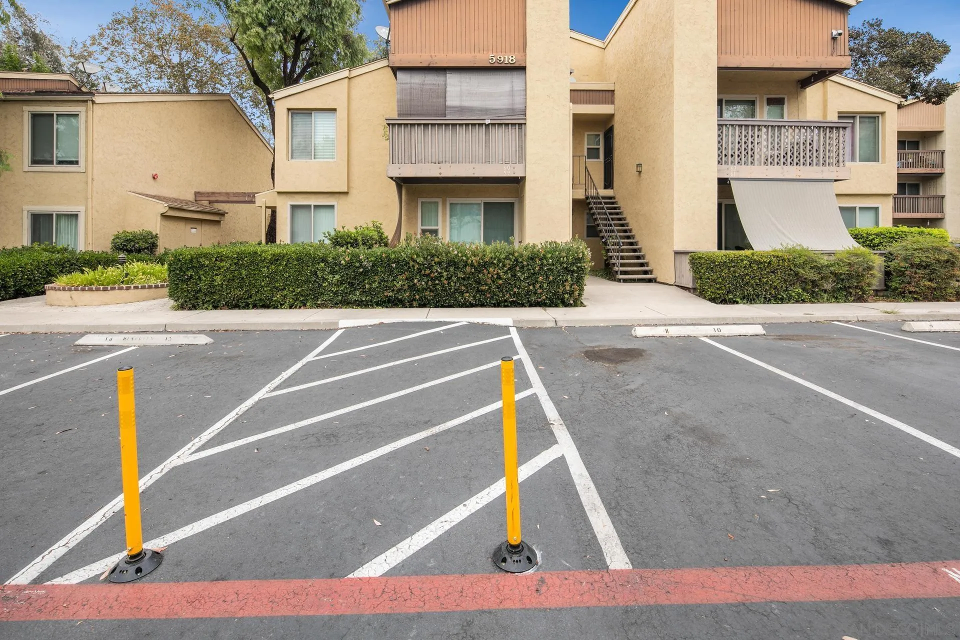 5918 Rancho Mission Road, Unit 59 San Diego, CA 92108 - Photo 4 of 37 Gallery Image 4