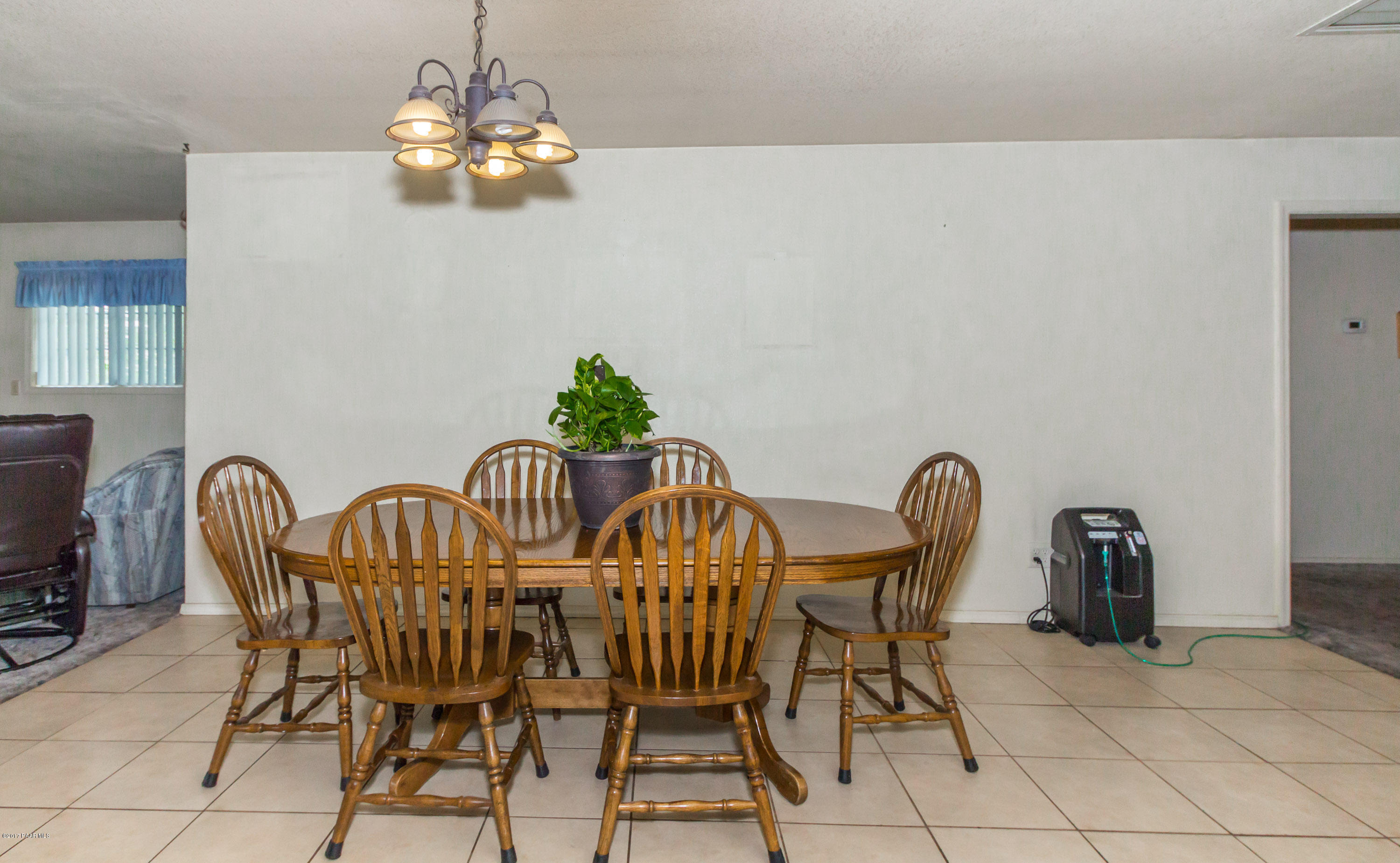 006_Dining Area
