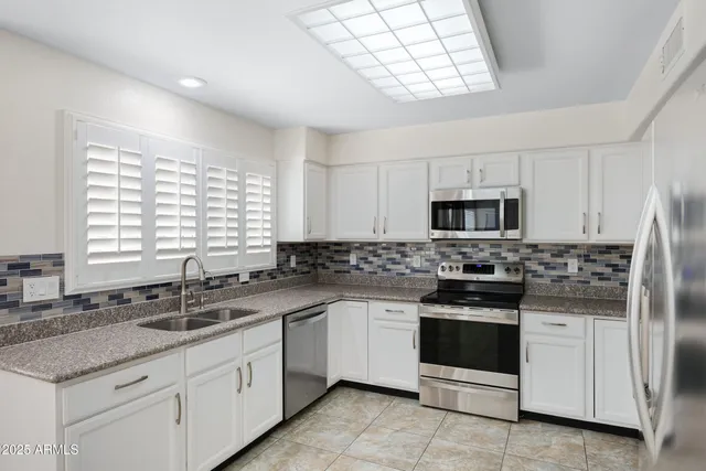 $575,000 | 4237 East Rockledge Road, Phoenix, AZ 85044