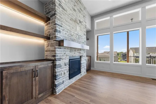 $750,000 | 1715 Southwest Arbor Park Drive, Lee's Summit, MO 64082