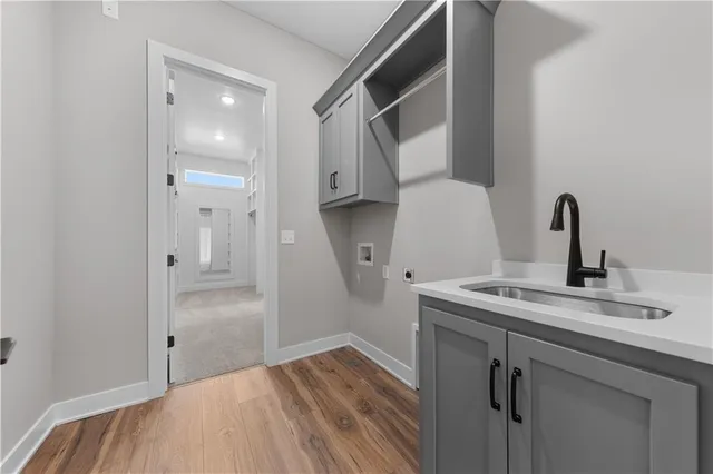 $750,000 | 1715 Southwest Arbor Park Drive, Lee's Summit, MO 64082