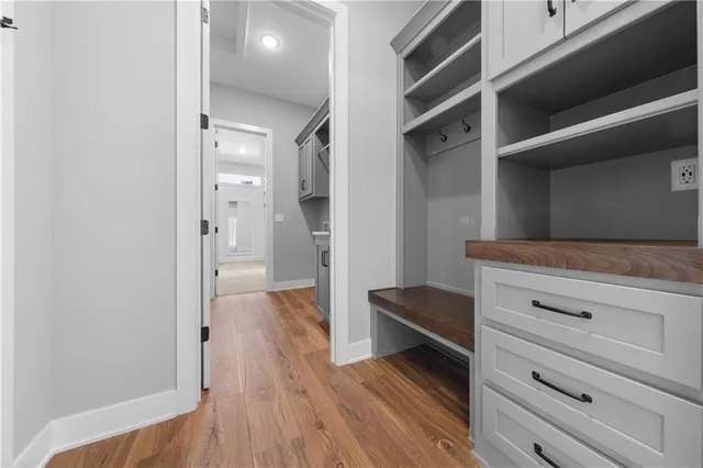 $750,000 | 1715 Southwest Arbor Park Drive, Lee's Summit, MO 64082