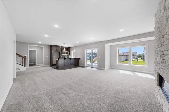 $750,000 | 1715 Southwest Arbor Park Drive, Lee's Summit, MO 64082