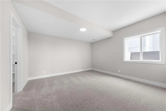 $750,000 | 1715 Southwest Arbor Park Drive, Lee's Summit, MO 64082