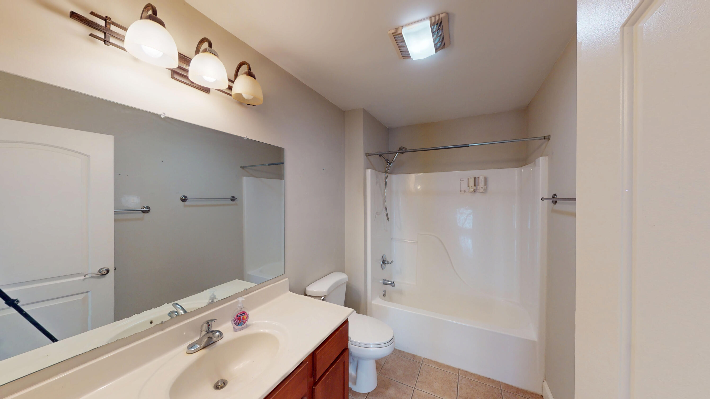 146 Hunters Walk Dayton, TN 37321 - Photo 23 of 33 19-Bathroom 1