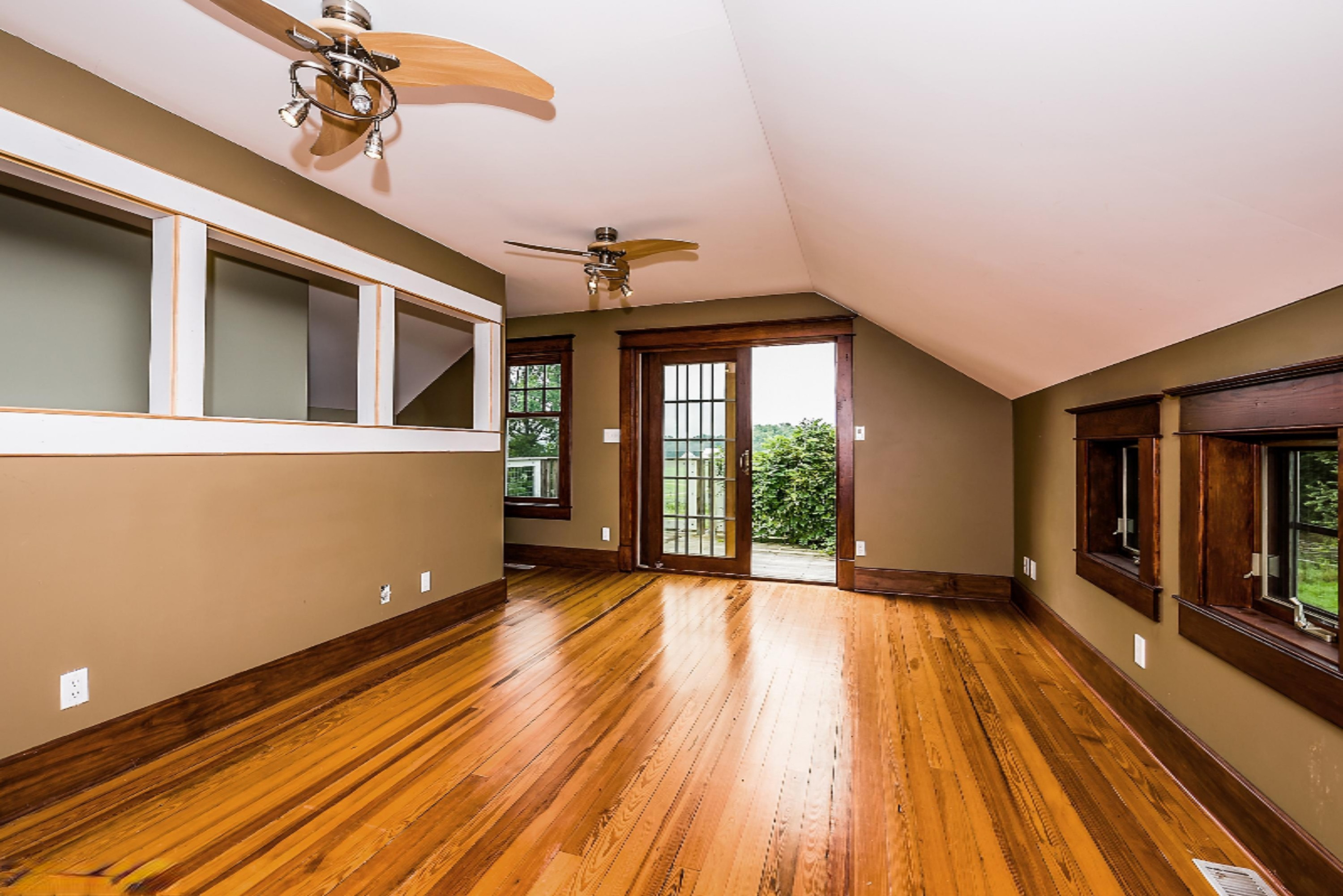 468 Mt Tabor Road Buchanan, MI 49107 - Photo 8 of 10 07_468MtTaborRd_154_3rdBedroom_HiRes