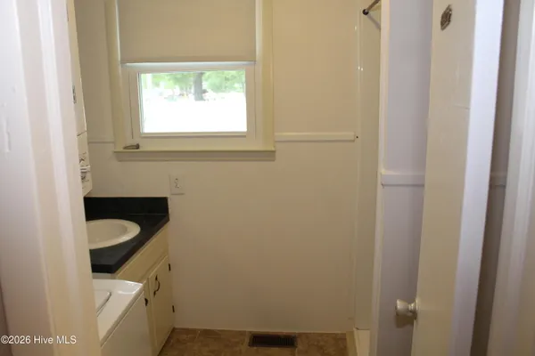 $1,650 | 6900 13th Street Southwest, Ocean Isle Beach, NC 28469
