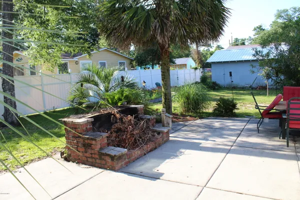 $1,650 | 6900 13th Street Southwest, Ocean Isle Beach, NC 28469