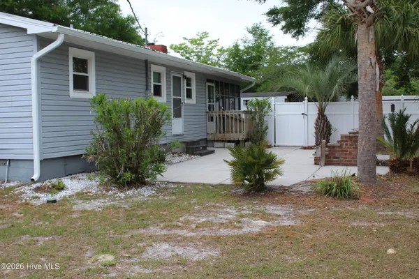 $1,650 | 6900 13th Street Southwest, Ocean Isle Beach, NC 28469