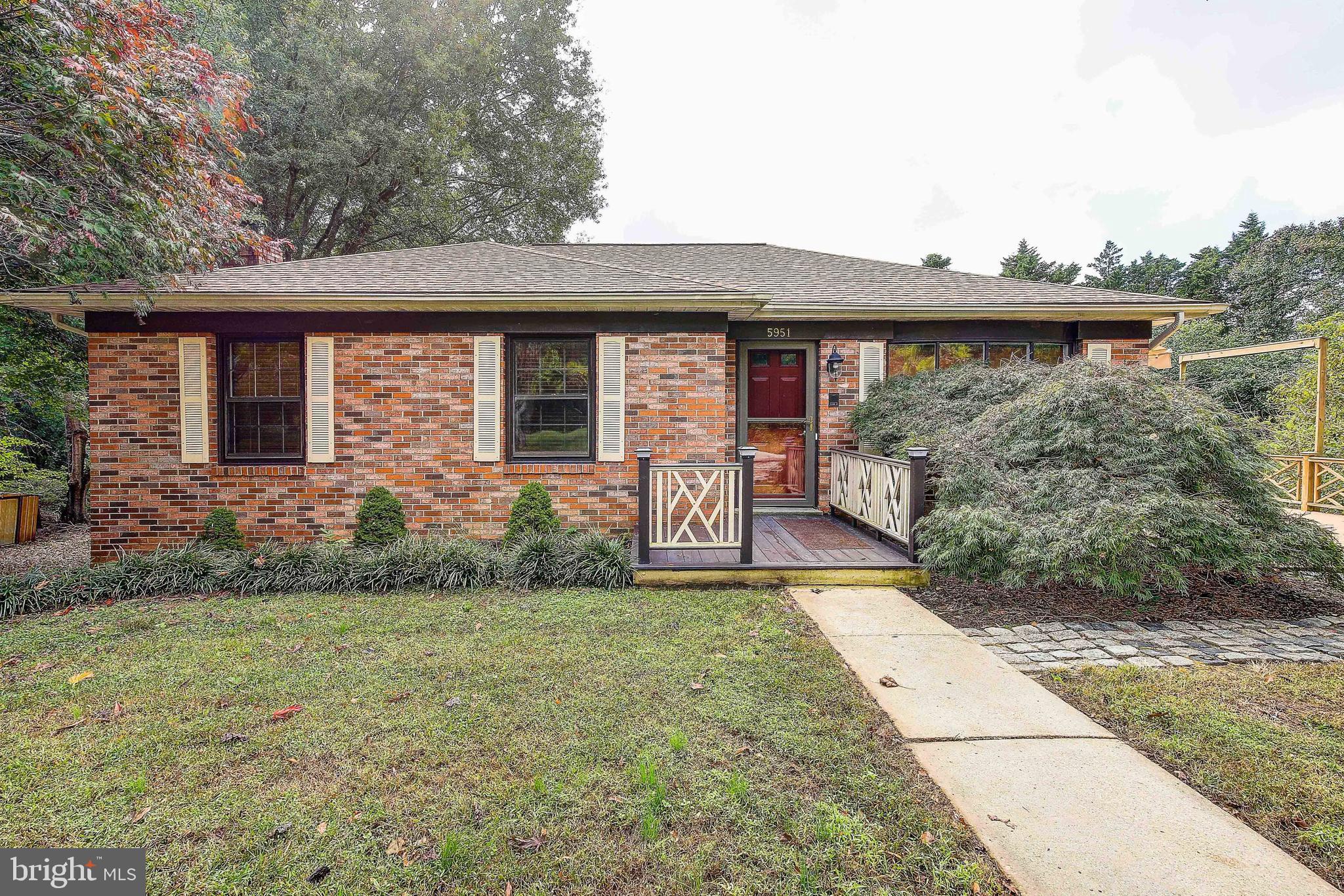 5951 Stephen Reid Road Huntingtown, MD 20639 - Photo 3 of 41