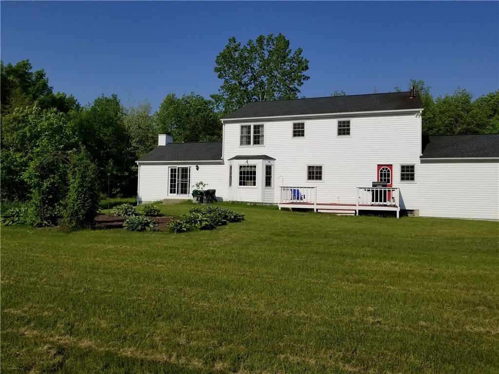 105 Westcott Road Scituate, RI 02857 - Photo 4 of 27