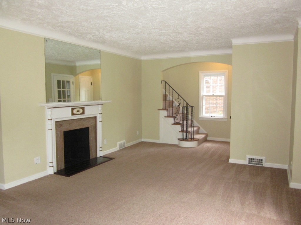 3488 Woodridge Road Cleveland Heights, OH 44121 - Photo 2 of 22