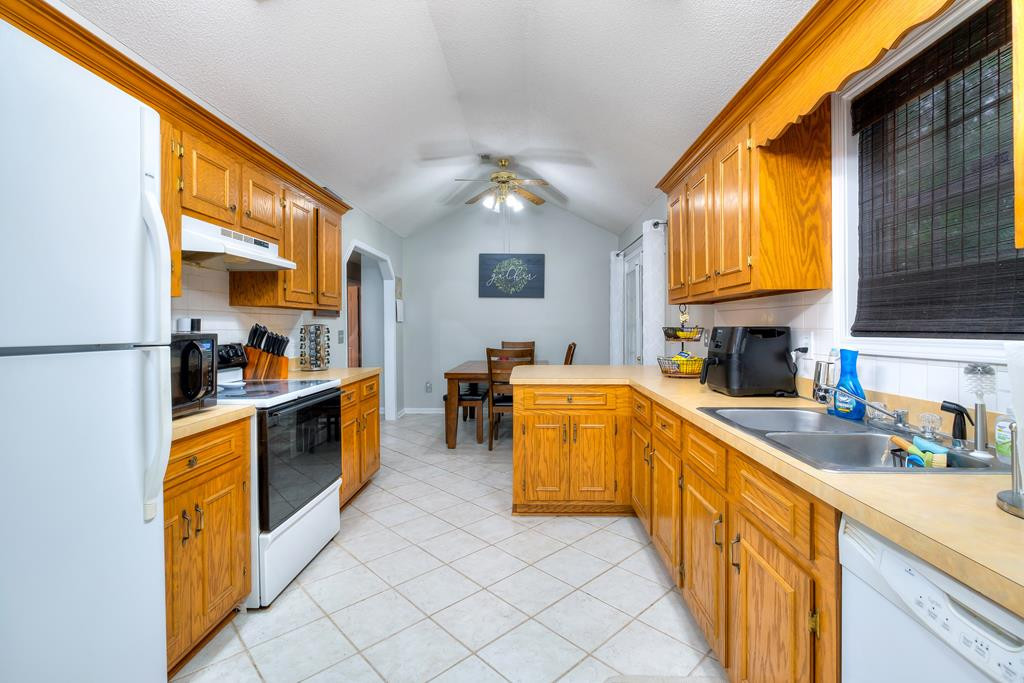 5045 Ridge Street Dalzell, SC 29040 - Photo 11 of 27