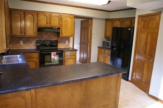 103 Courtneybrook Trail Mauldin, SC 29662 - Photo 8 of 25 Gallery Image 8