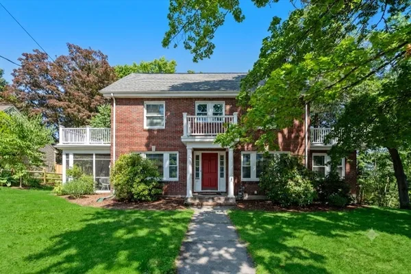 $799,900 | 77 Barber Road, Framingham, MA 01702