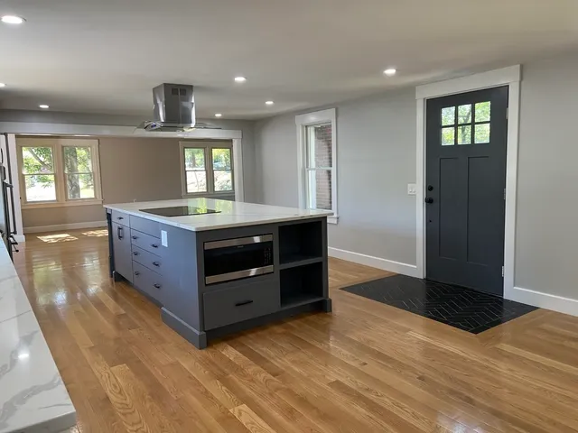 $5,000 | 138 High Street, East Weymouth, MA 02189